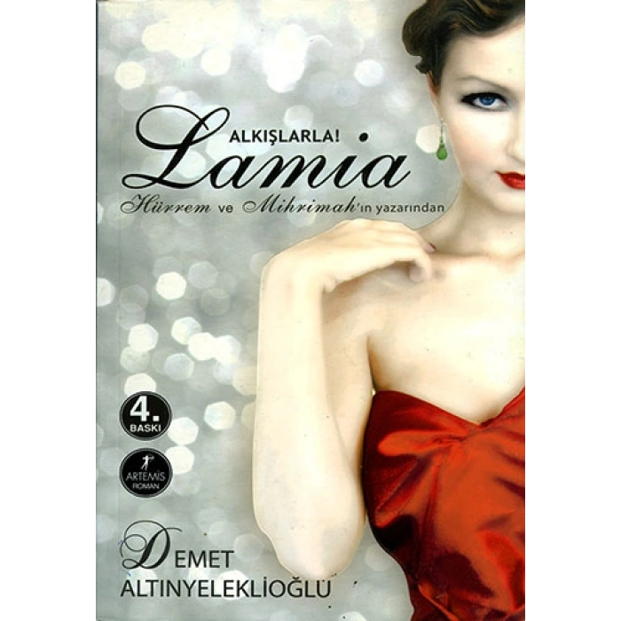 Alkışlarla Lamia