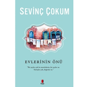Evlerinin Önü