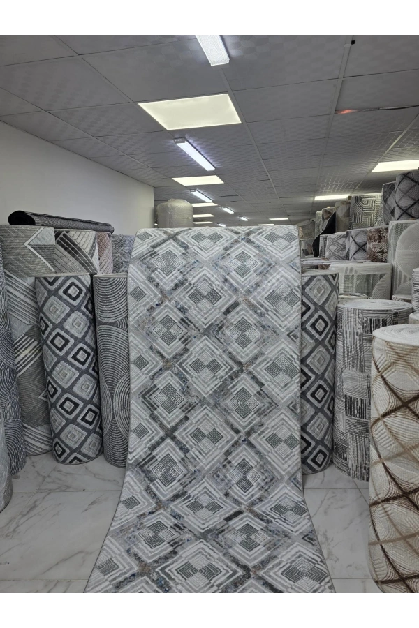 Sarar Klasik Eşkenar Dörtgen Gri-Beyaz Jel Taban Kaymaz Halı