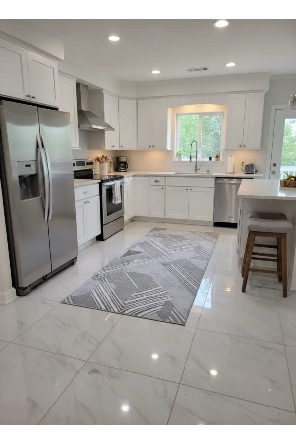 Sarar Klasik Chevron Keskin Gri Jel Taban Kaymaz Halı