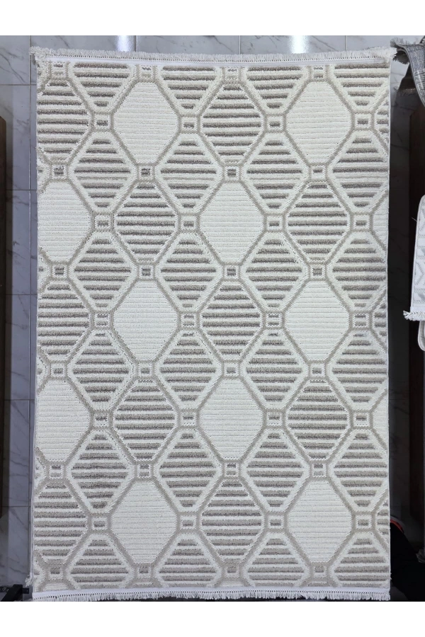 Excellence Golf GF718 Krem Vizon Petek Desen Salon Halısı 150x220 - Altıgen Motif Saçaklı
