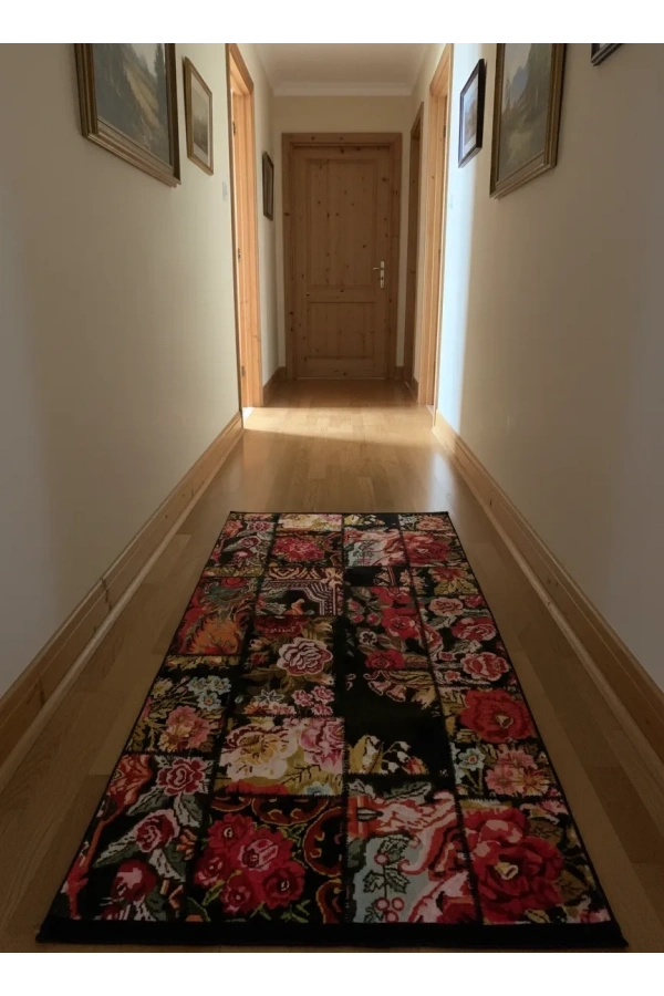 Bellino 4673 Siyah Gül Patchwork Çiçekli Halı 80x150