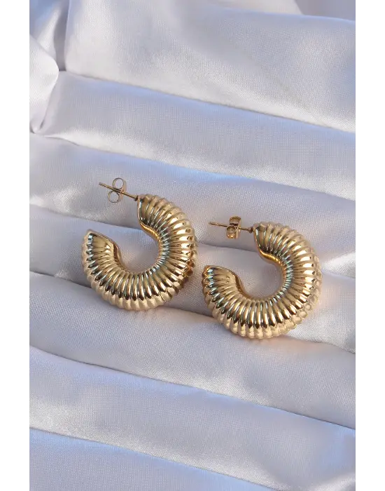   Altın Bombeli Çizgi Plaka Halka Küpe