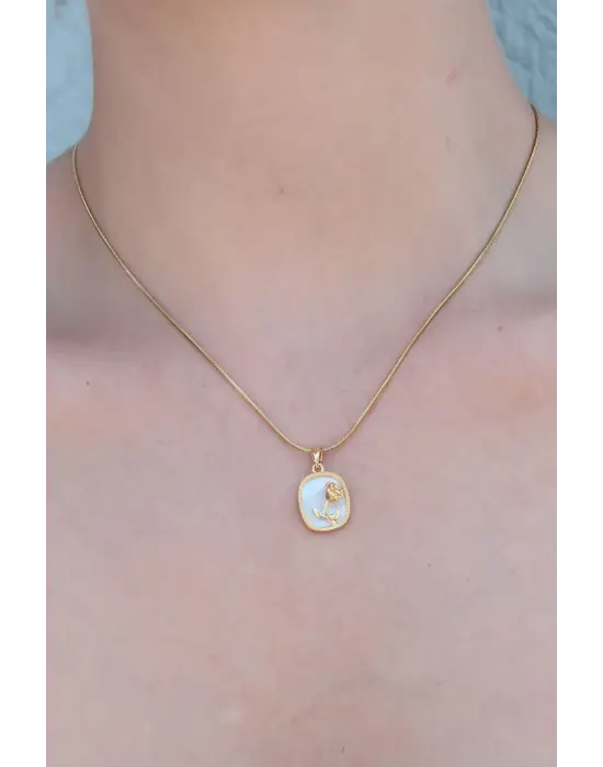 316L Çelik Gold Renk Gül Portre Model Kadın Kolye