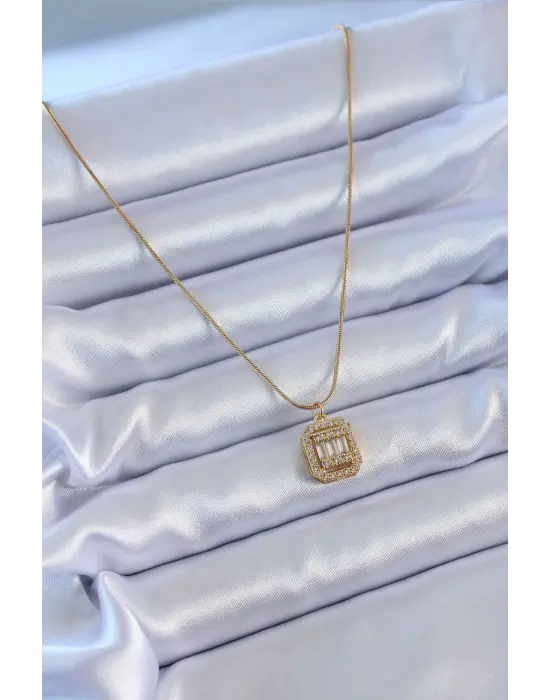  Altın  Kare Zirkon Taş Model  Çelik Kolye