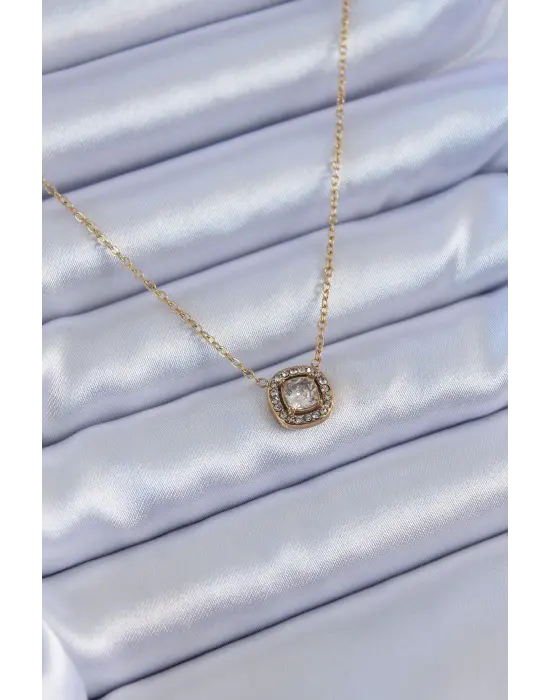  Altın  Kare Zirkon Taşlı  Çelik Kolye