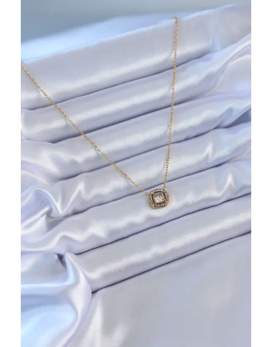  Altın  Kare Zirkon Taşlı  Çelik Kolye