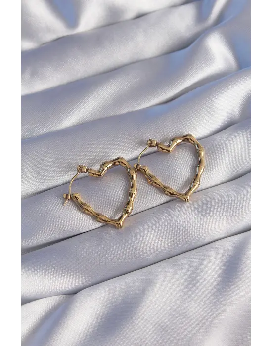   Altın Kemik Tasarımlı Kalp Küpe