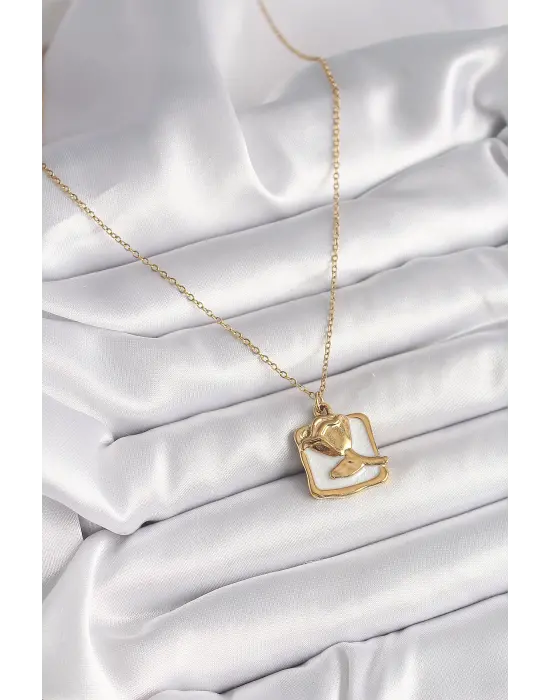 Sarı Renk Zincir Beyaz Mineli Gül Portre Çelik Kolyesi