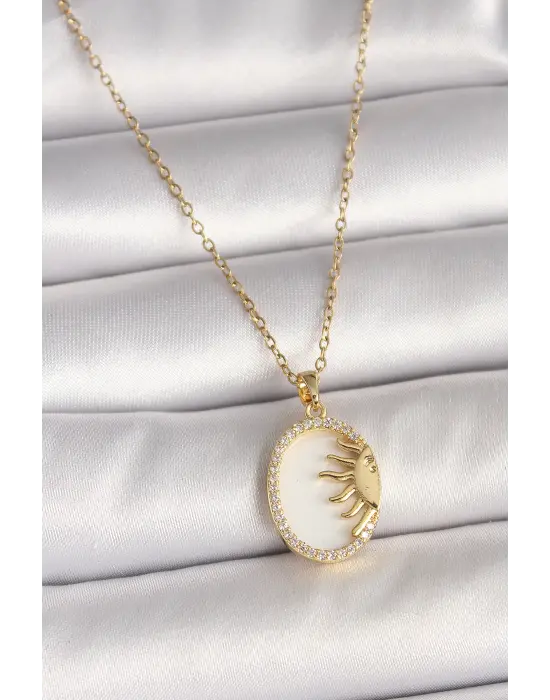 316L Çelik Gold Renk Zincir Beyaz Mineli Gün Batımı Model Zirkon Taş Detay Kadın Kolye