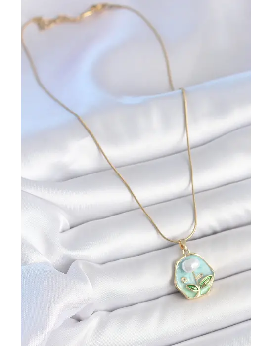 316L Çelik Gold Renk Zincir Mavi Çiçek İşlemeli İnci İşlemeli Portre Model Kadın Kolye