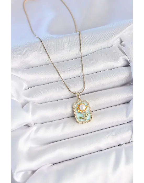 316L Çelik Gold Renk Zincir Mavi Mineli İncili Papatya İşlemeli Portre Model Kadın Kolye