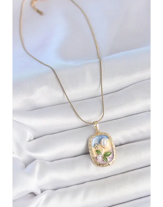 316L Çelik Gold Renk Zincir Mix Renk Mineli İnci Çiçek İşlemeli Portre Model Kadın Kolye