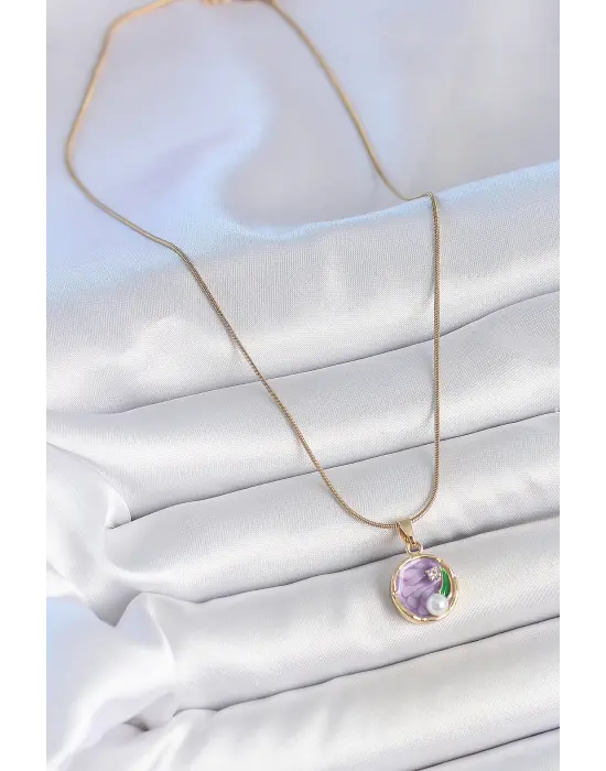 316L Çelik Gold Renk Zincir Mor Çiçek İşlemeli Zirkon Taş İnci Detaylı Minimal Portre Model Kadın Kolye