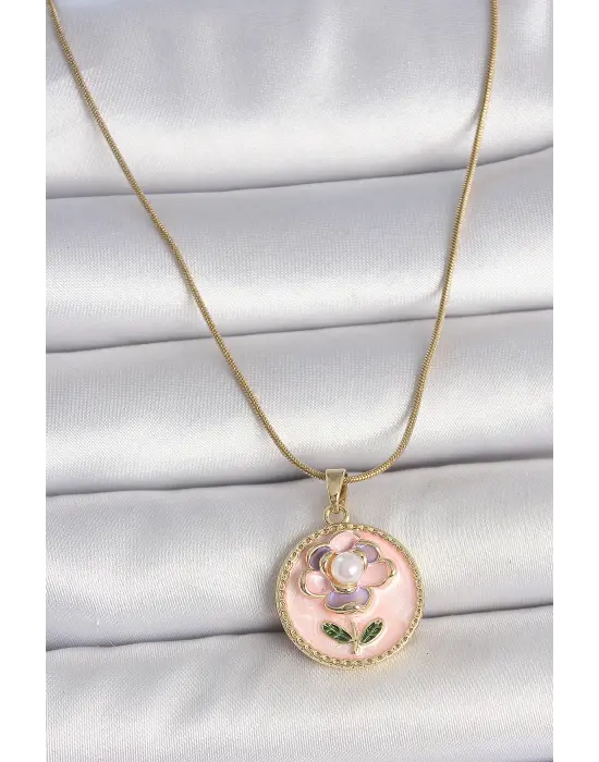316L Çelik Gold Renk Zincir Pembe Çiçek İşlemeli İnci Detay Portre Model Kadın Kolye