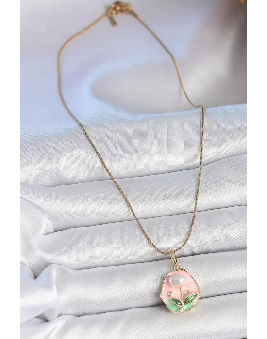 316L Çelik Gold Renk Zincir Pembe Çiçek İşlemeli İnci Detay Portre Model Kadın Kolye