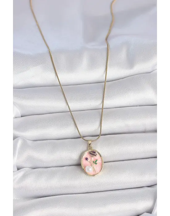 316L Çelik Gold Renk Zincir Pembe Çiçek İşlemeli İnci Detay Portre Model Kadın Kolye