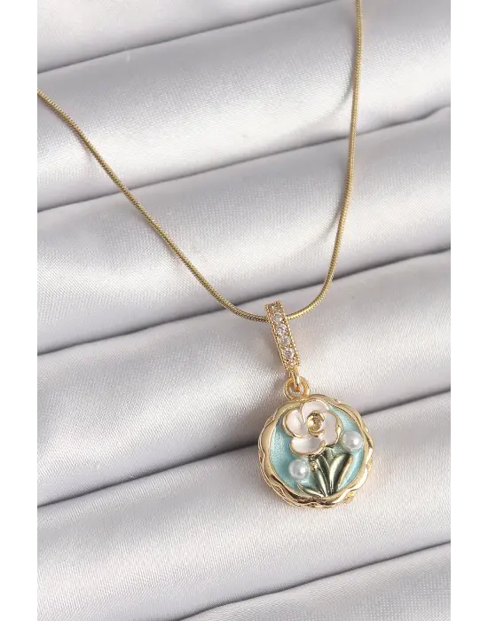 316L Çelik Gold Renk Zincir Zirkon Taş Detaylı Daire Çiçek İşlemeli Portre Model Kadın Kolye