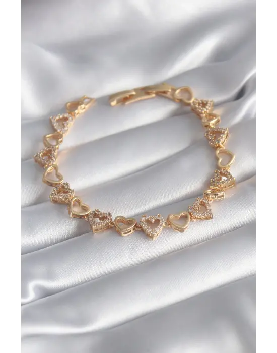 Pirinç Gold Renk Zirkon Taşlı Kalp Model VIP Seri Kadın Bileklik