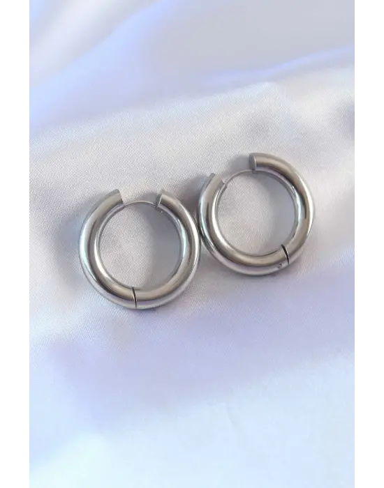 316L Çelik Gümüş Renk Halka Model Kadın Küpe