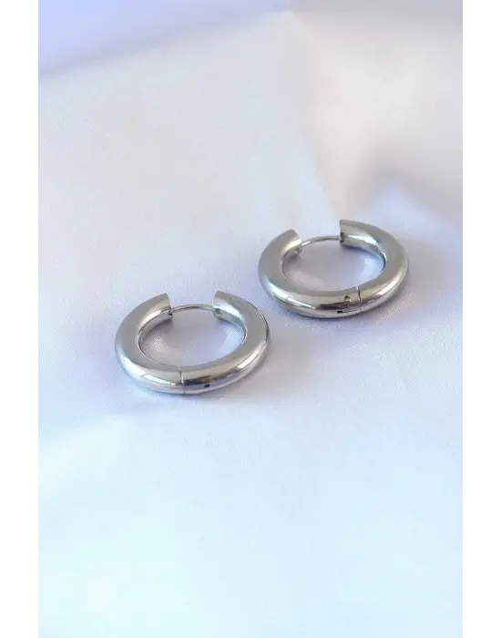 316L Çelik Gümüş Renk Halka Model Kadın Küpe