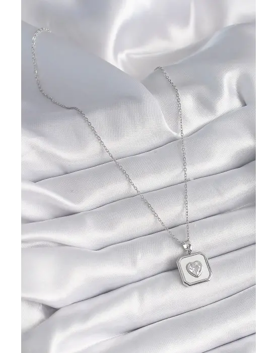  Gümüş  Kare Madalyon Kalp Zirkon Taş İşleme  Çelik Kolye