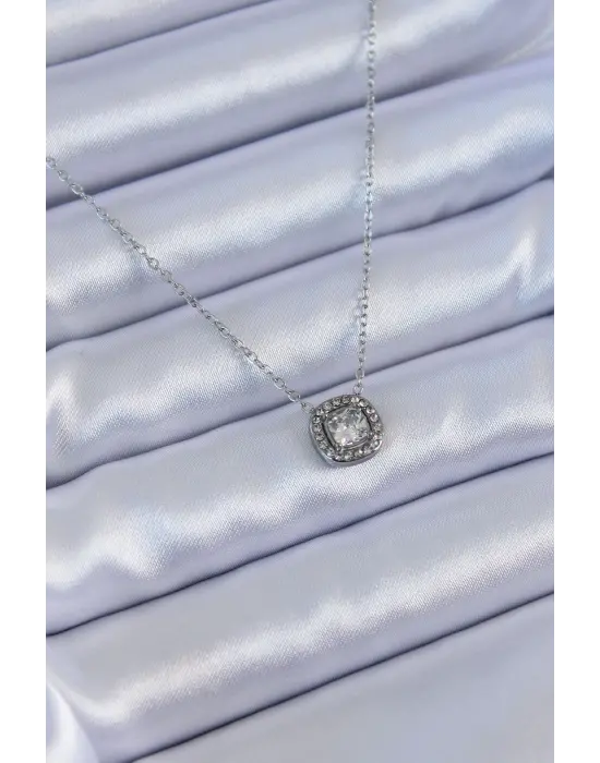  Gümüş  Kare Zirkon Taş Model  Çelik Kolye