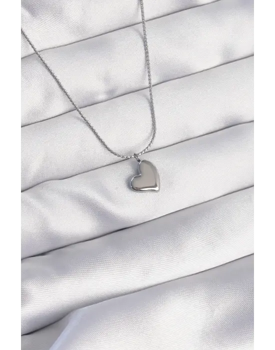  Gümüş  Minimal Kalp Tasarımlı Çelik Kolye