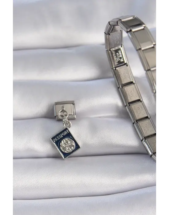 316L Çelik Gümüş Renk Sallantı Passport Figür Nomination Charm