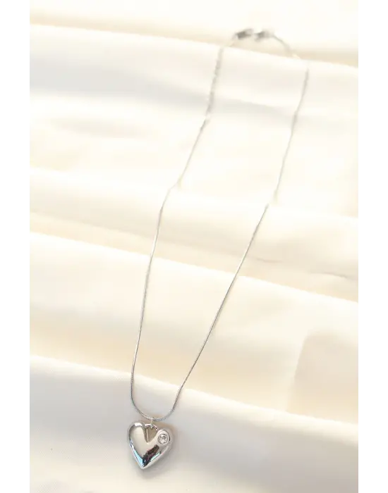  Gümüş  Tek Taşlı Kalp Çelik Kolye