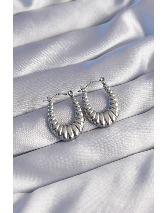   Gümüş Uzun Baklava Görünümlü Küpe