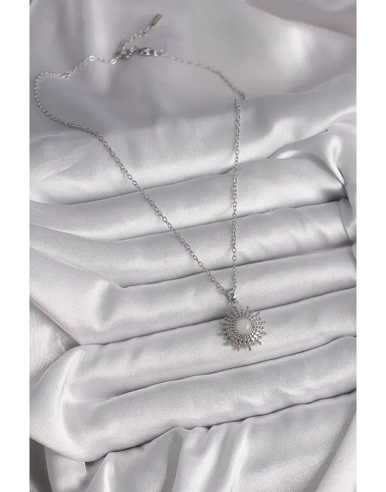  Gümüş  Zincir Beyaz Mineli Güneş Model  Çelik Kolye