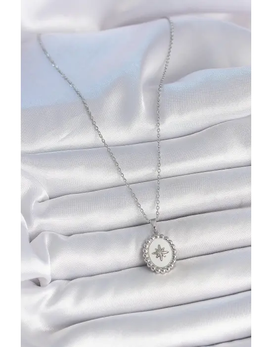 316L Çelik Gümüş Renk Zincir Beyaz Mineli Kutup Yıldız İşlemeli Madalyon Model Kadın Kolye
