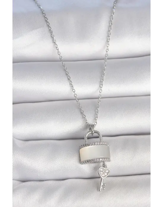 316L Çelik Gümüş Renk Zincir Beyaz Sedefli Kilit Anahtar Detay Kadın Kolye