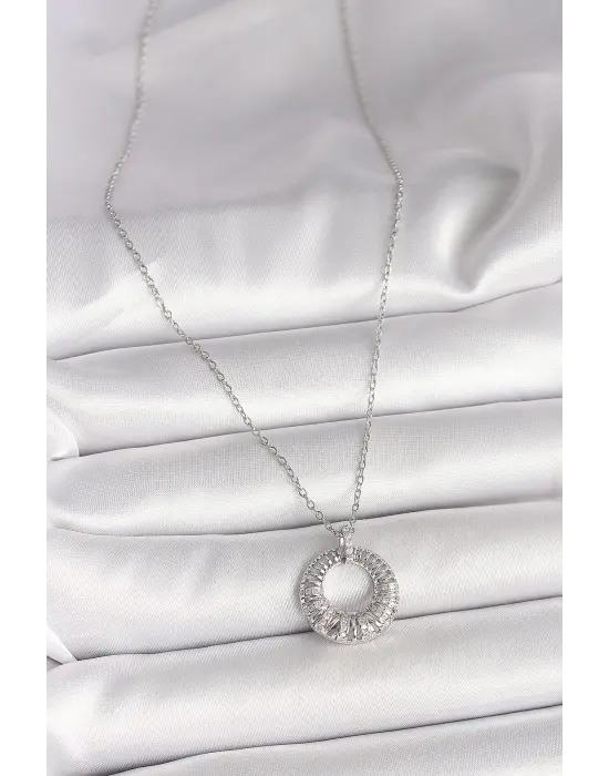 316L Çelik Gümüş Renk Zincir Zirkon Taş İşlemeli Daire Model Kadın Kolye