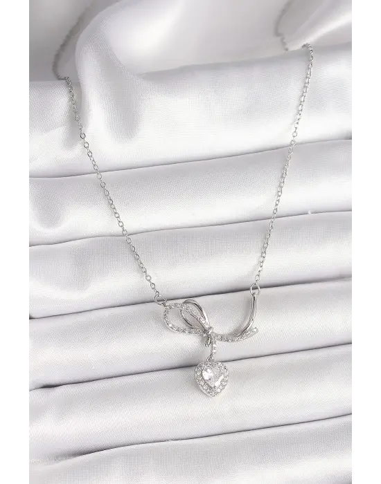  Gümüş  Zincir Zirkon Taşlı Düğüm Sallantı Kalp Figür  Çelik Kolye