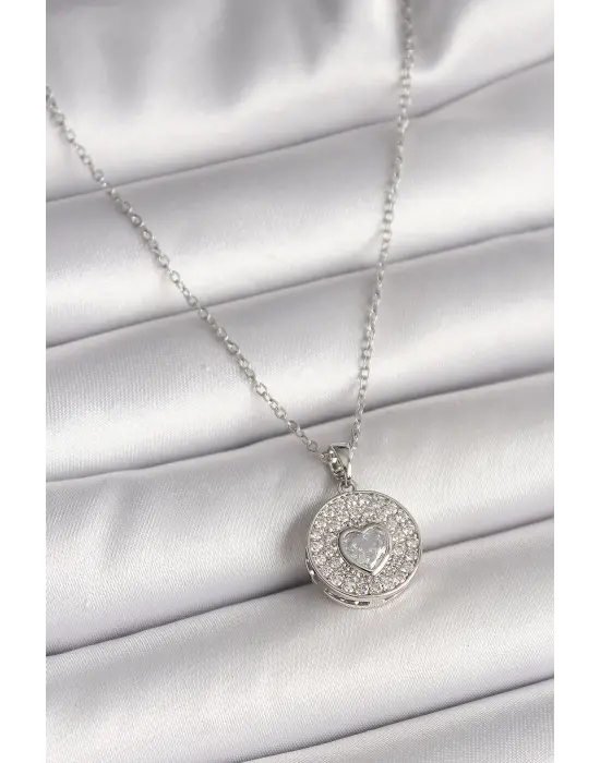 316L Çelik Gümüş Renk Zincir Zirkon Taşlı Kalp İşlemeli Madalyon Model Kadın Kolye