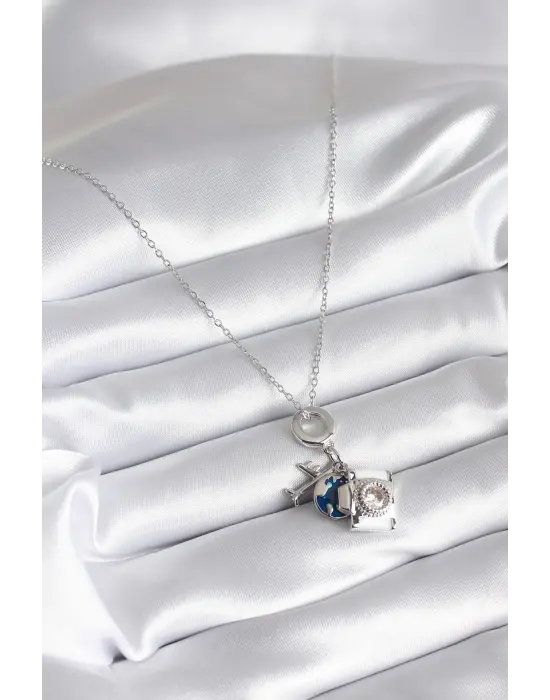  Gümüş  Zirkon Taşlı Fotoğraf Makinesi Uçak Dünya Figürlü  Çelik Kolye