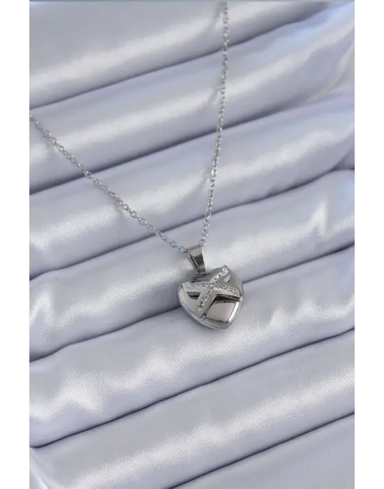  Gümüş  Zirkon Taşlı Kalp Model  Çelik Kolye