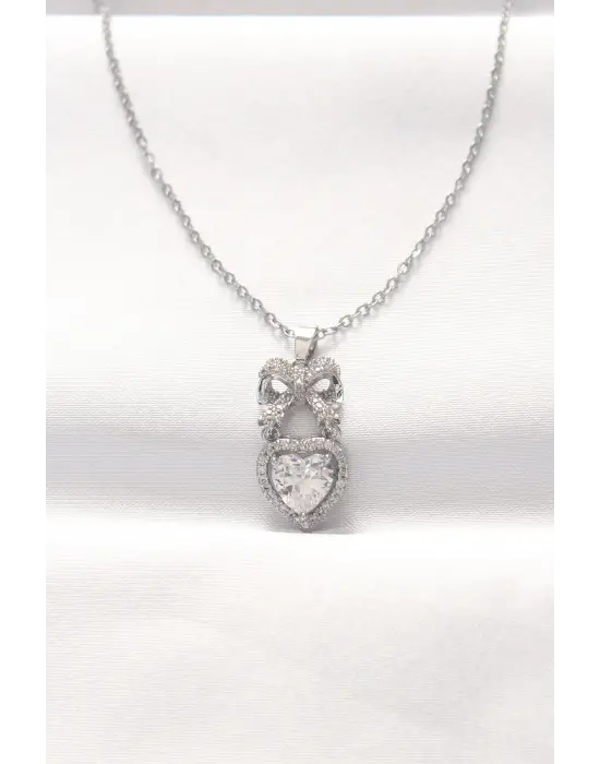  Silver  Zirkon Taşlı Kalpli Fiyonk Çelik Kolye