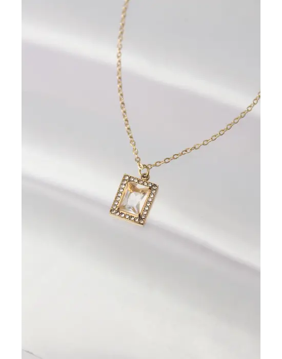  Taşlı Altın  Kare Tasarımlı Çelik Kolye
