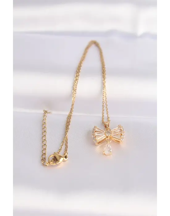  Zincir Altın  Zirkon Taşlı Kalp Detay Fiyonk Çelik Kolye