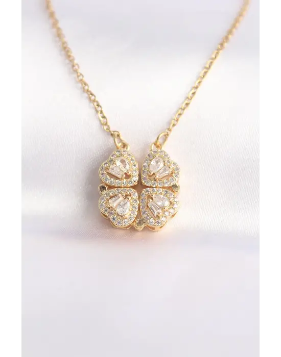  Zincir Altın  Zirkon Taşlı Kalpli Detay Yonca Çelik Kolye