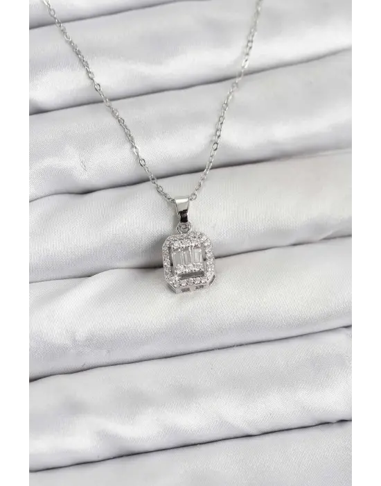 316L Çelik Zincir Gümüş Renk Baget Model Kadın Kolye