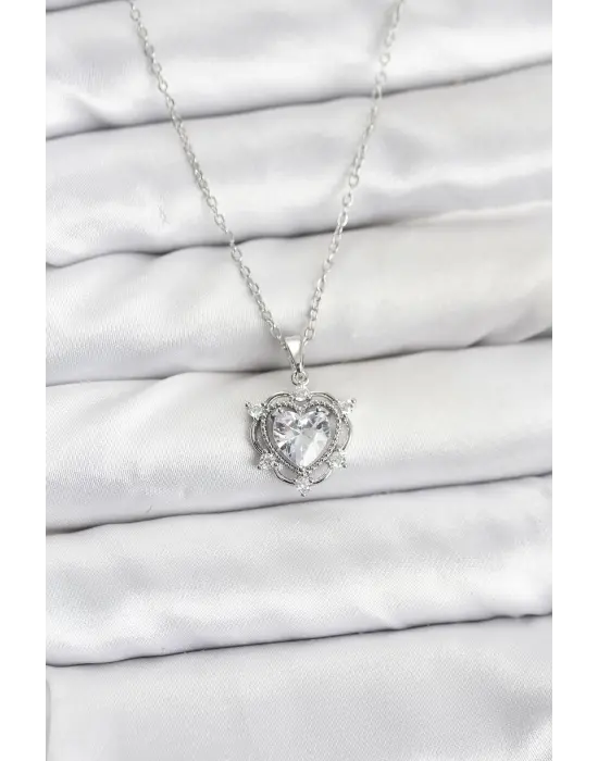 316L Çelik Zincir Gümüş Renk Kalp Model Zirkon Taşlı Kadın Kolye