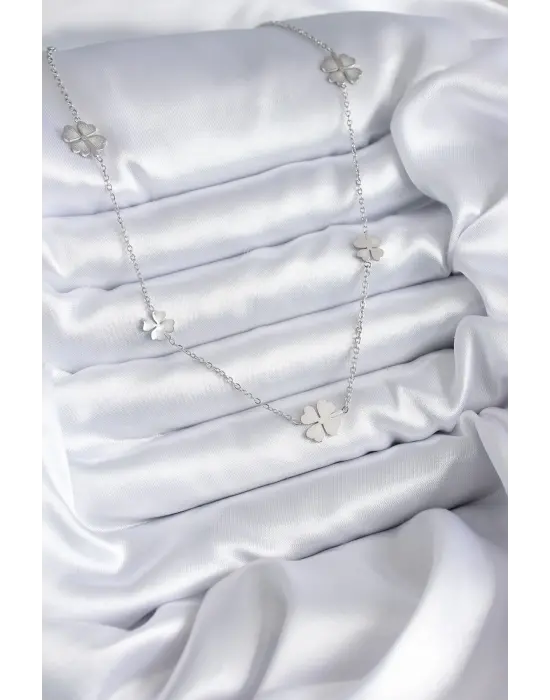 316L Çelik Zincir Gümüş Renk Yonca Model Kadın Kolye