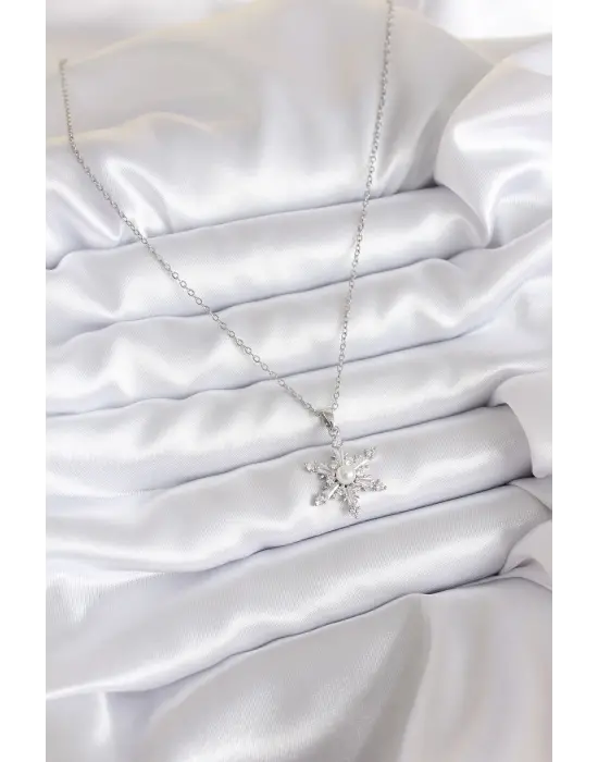 316L Çelik Zincir Gümüş Renk Zirkon Taş Kutup Yıldızı Model İnci Detay Kadın Kolye