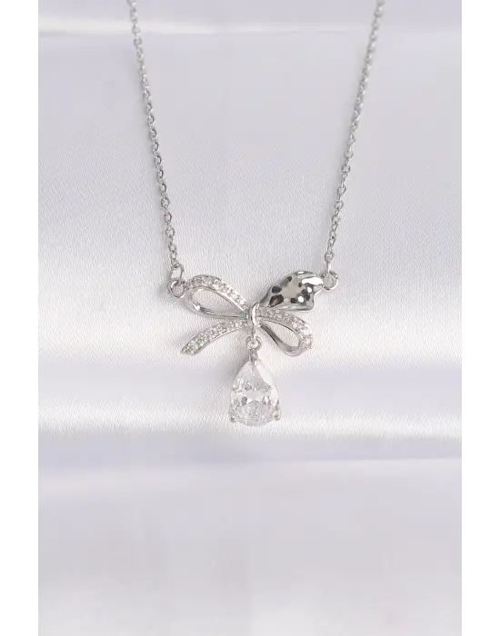  Zincir Gümüş  Zirkon Taşlı Damla Detay Fiyonk Çelik Kolye