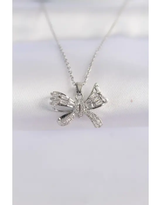  Zincir Gümüş  Zirkon Taşlı Fiyonk Çelik Kolye