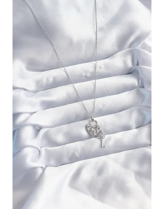  Zincir Gümüş  Zirkon Taşlı Kalp & Anahtar Model  Çelik Kolye